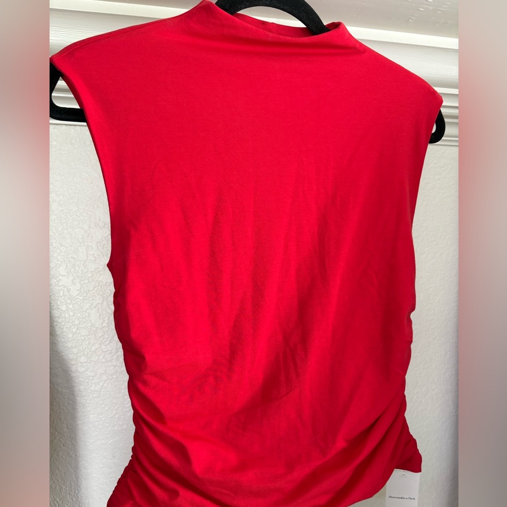 Abercrombie Red Sleeveless Mock Neck Top